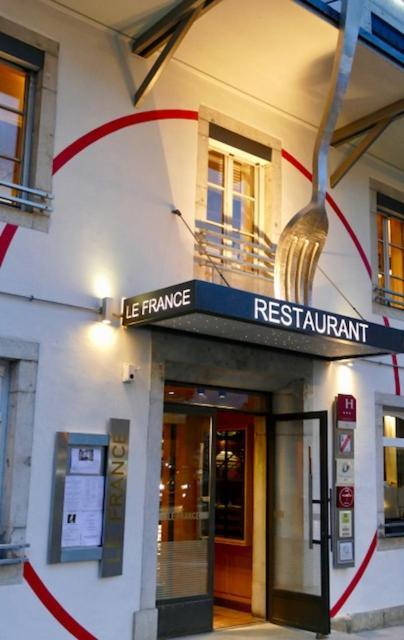 Logis Hotel Le France Villers-le-Lac Eksteriør billede